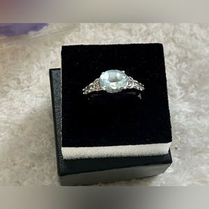 💍Woman’s 14K White Gold and Sterling Silver Swiss Blue Topaz and Diamond ring💍